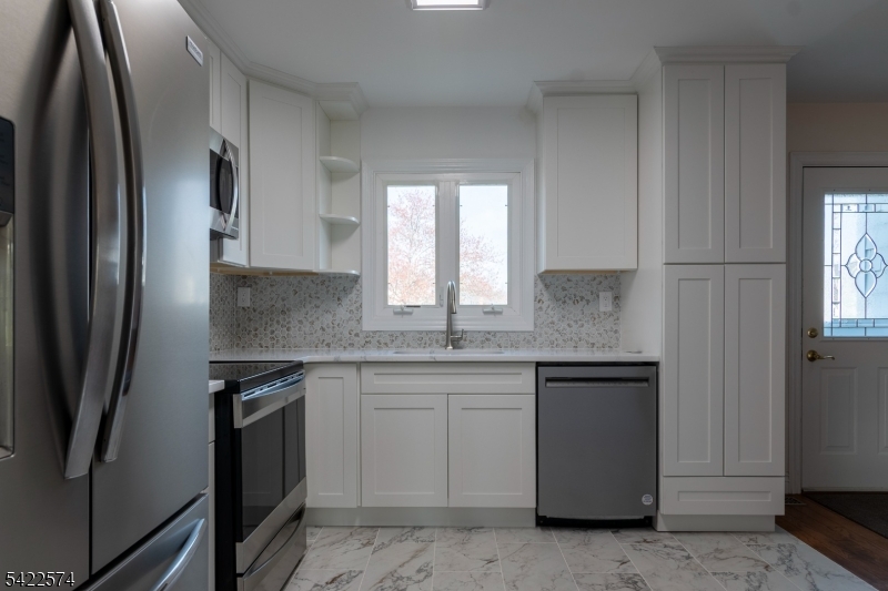 Williamsburg Square - Residential