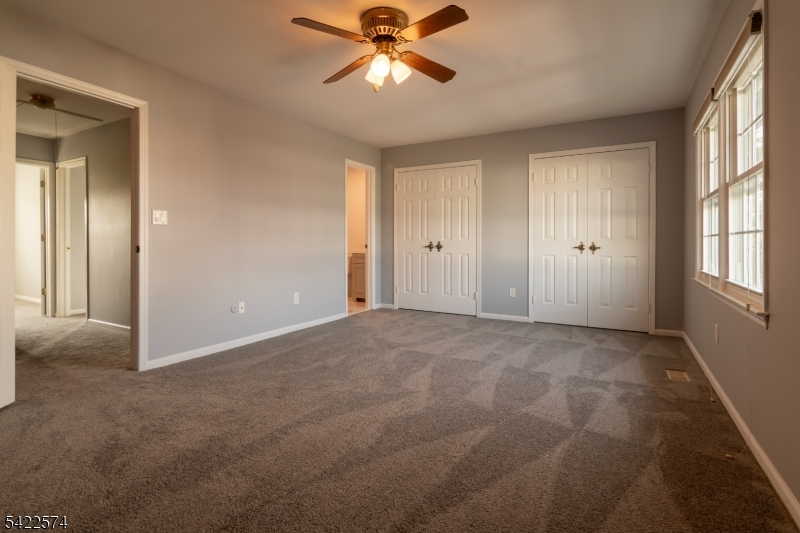 Williamsburg Square - Residential