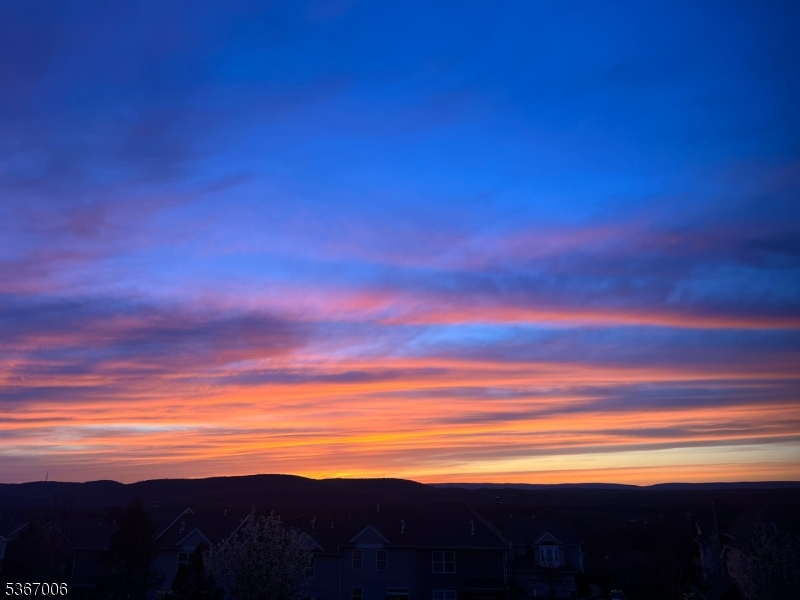 Allamuchy Twp., New Jersey 07840, United States, 3 Bedrooms Bedrooms, ,3 BathroomsBathrooms,Residential,Active,158315