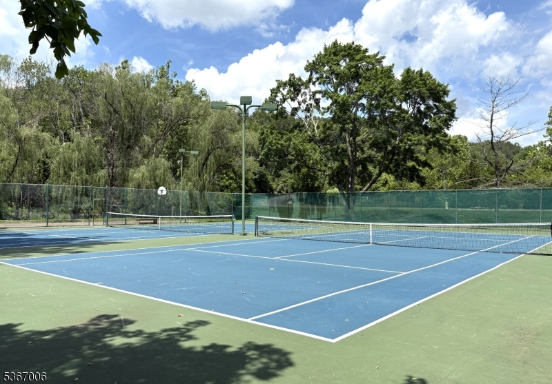 Allamuchy Twp., New Jersey 07840, United States, 3 Bedrooms Bedrooms, ,3 BathroomsBathrooms,Residential,Active,158315