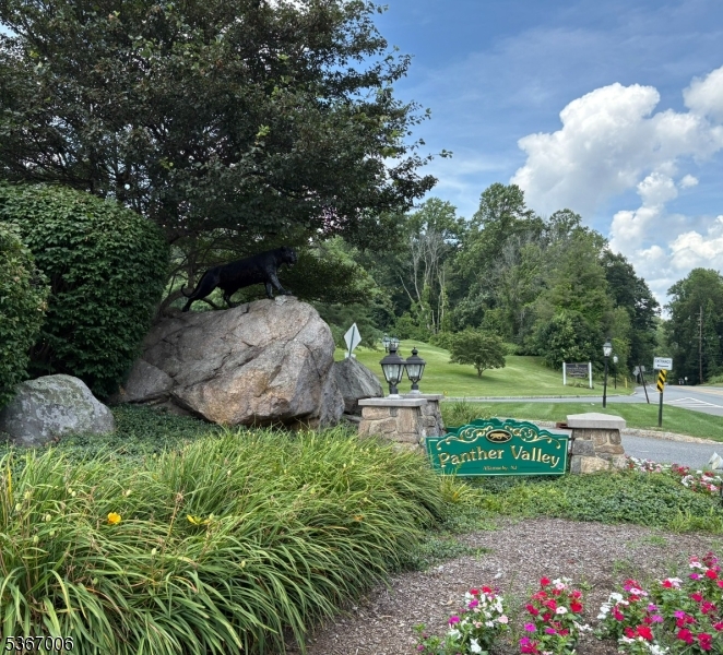 Allamuchy Twp., New Jersey 07840, United States, 3 Bedrooms Bedrooms, ,3 BathroomsBathrooms,Residential,Active,158315