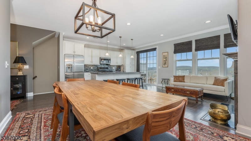 Allamuchy Twp., New Jersey 07840, United States, 3 Bedrooms Bedrooms, ,3 BathroomsBathrooms,Residential,Active,158315