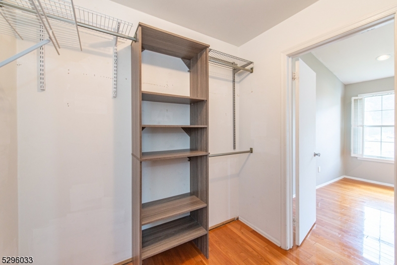 Hilltop Farms - Residential Lease