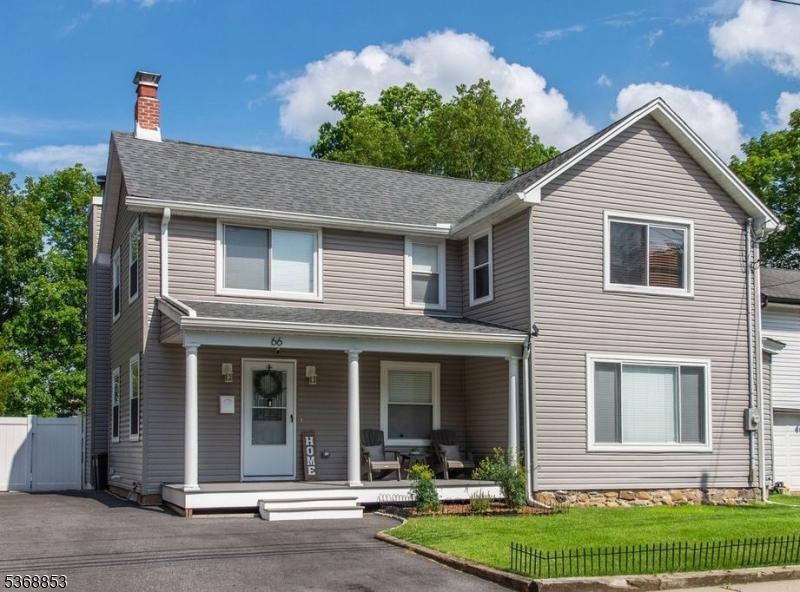 66 Gifford St