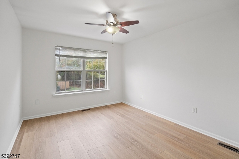 Glenbrooke - Residential Lease