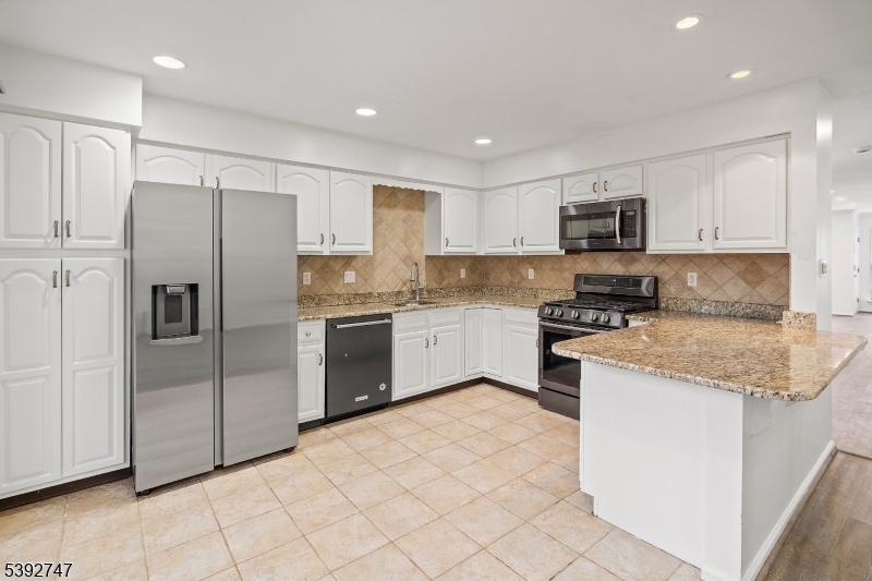 Glenbrooke - Residential Lease