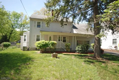 MLS: 3960361