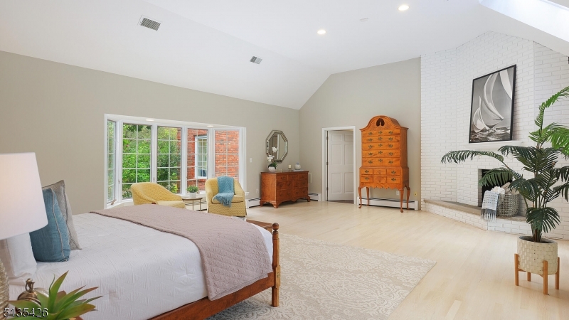 New Vernon - Residential