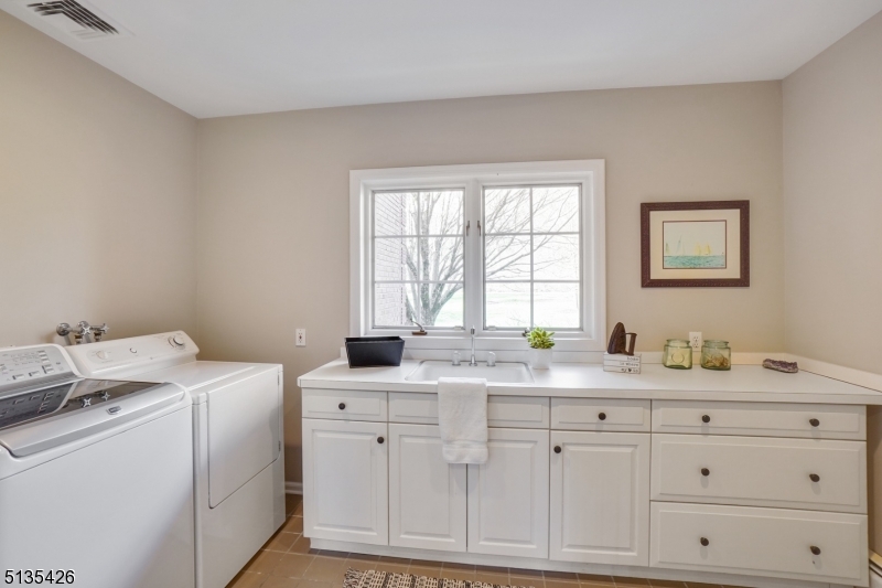 New Vernon - Residential