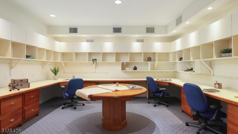 New Vernon - Residential