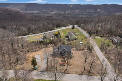 MLS: 3955854