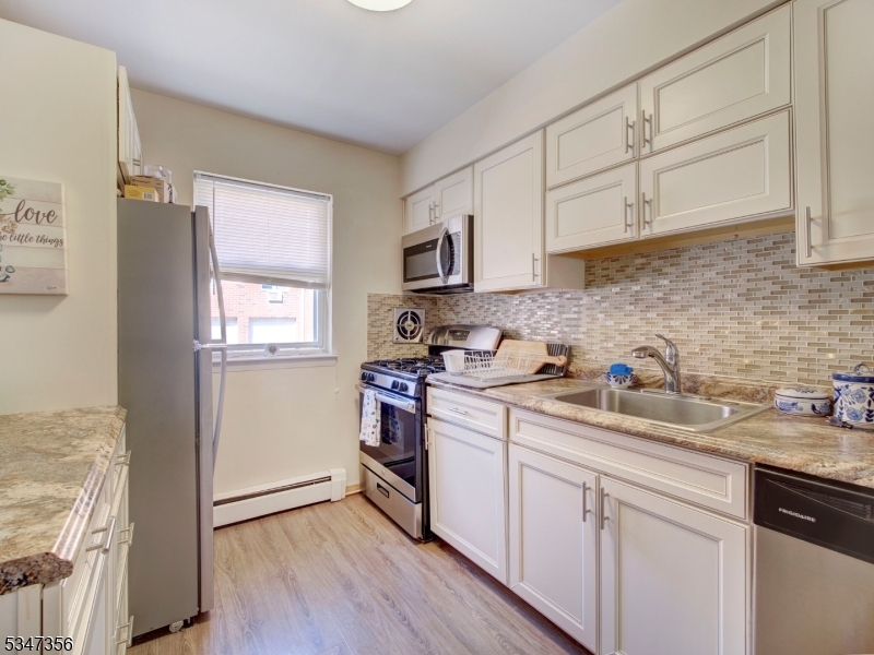 Mountain Club - Residential Lease