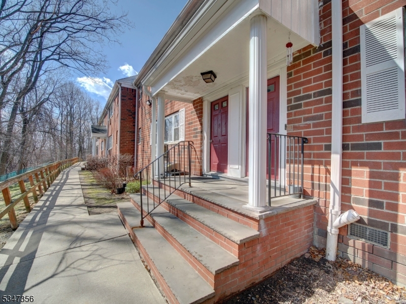 Mountain Club - Residential Lease