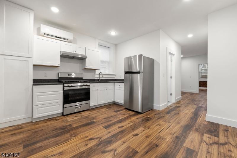 Walnut Street - Residential Lease