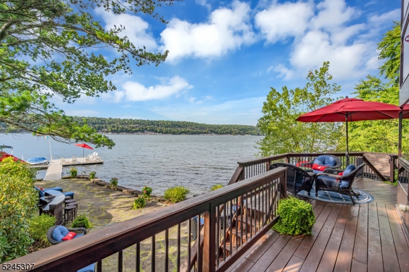 GREEN POND - Residential