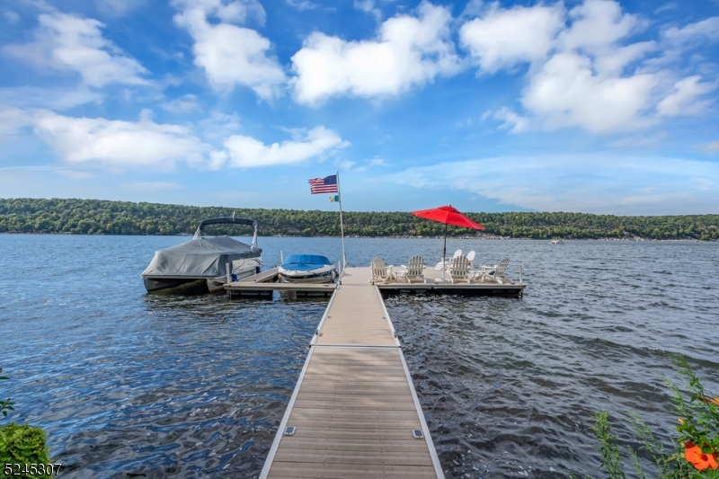 GREEN POND - Residential