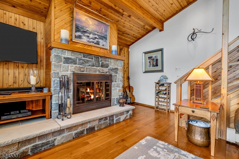 GREEN POND - Residential