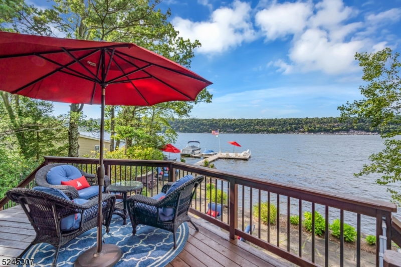 GREEN POND - Residential