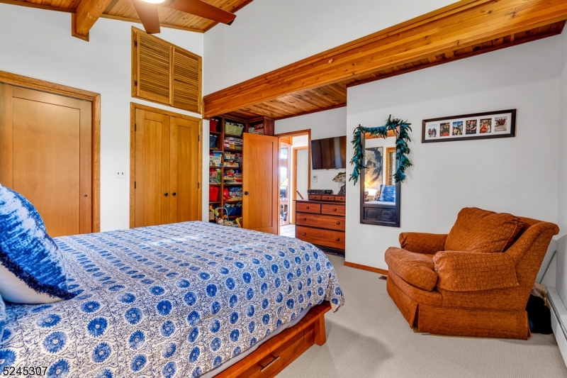 GREEN POND - Residential