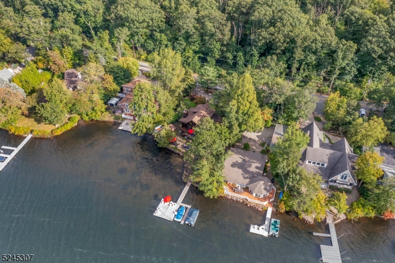 GREEN POND - Residential