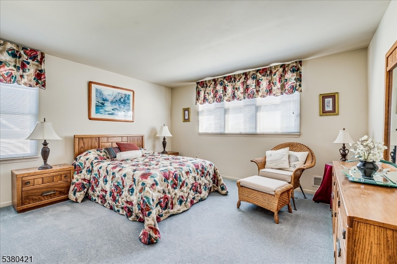 Majestic Knolls - Residential