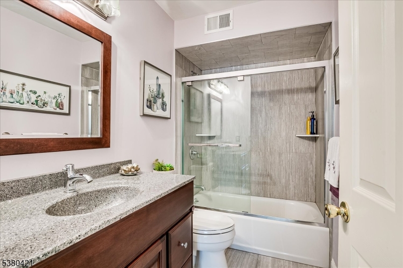 Majestic Knolls - Residential