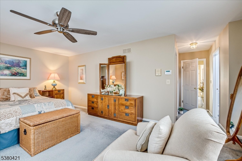 Majestic Knolls - Residential