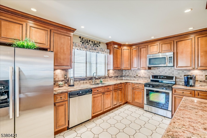 Majestic Knolls - Residential