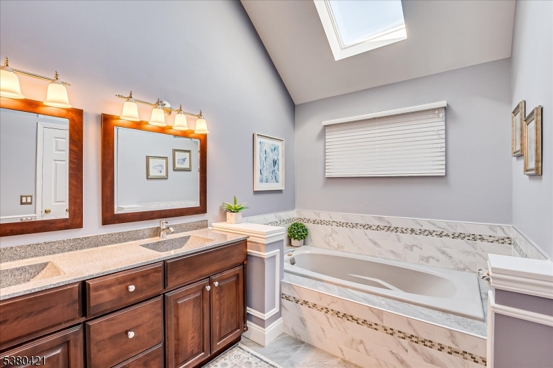 Majestic Knolls - Residential