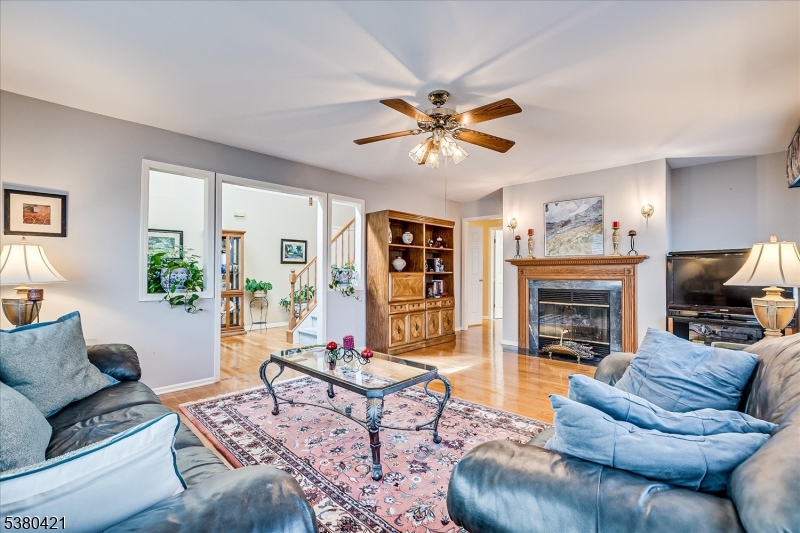 Majestic Knolls - Residential