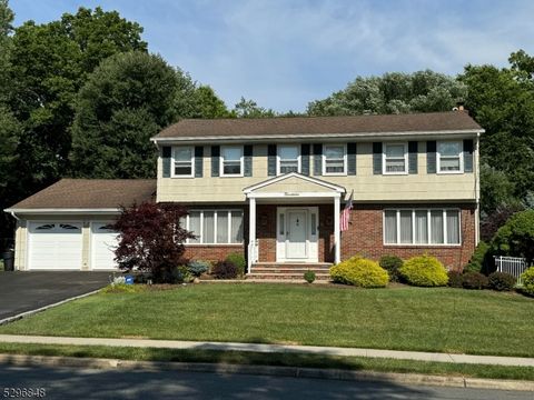 19 Knox Ter, Totowa Boro, NJ 07512 - #: 3910196