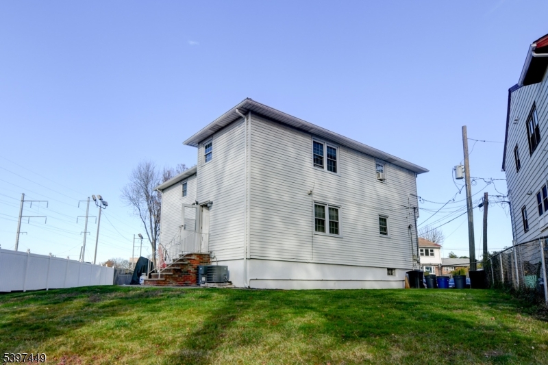 North Elizabeth - Residential Income