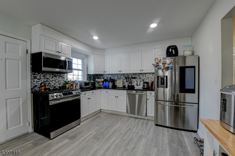 North Elizabeth - Residential Income