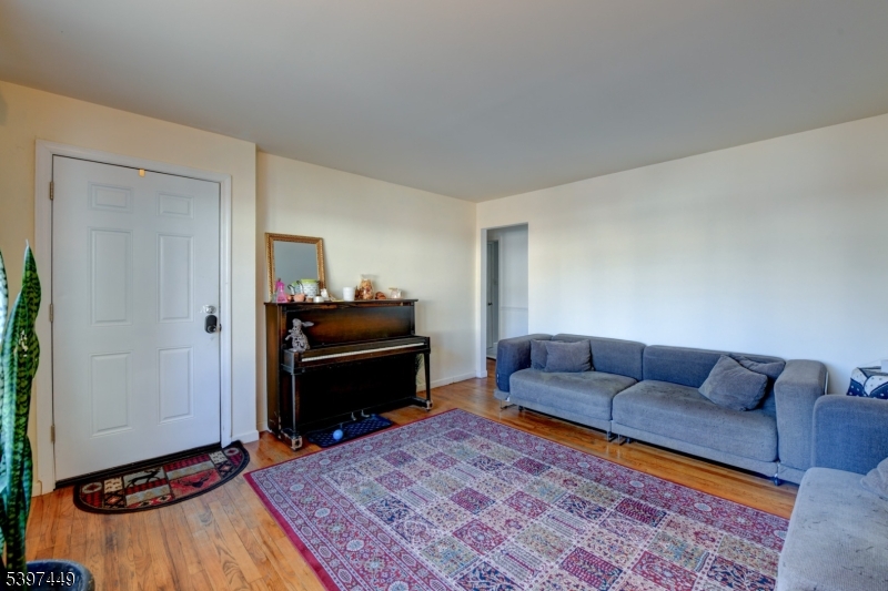 North Elizabeth - Residential Income