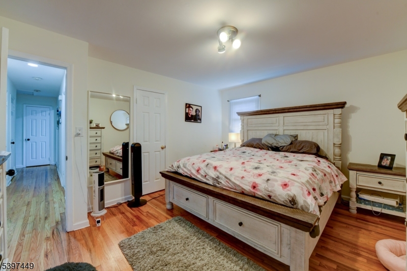 North Elizabeth - Residential Income