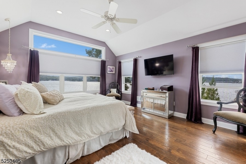 Pickerel Point - Residential