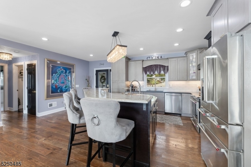 Pickerel Point - Residential