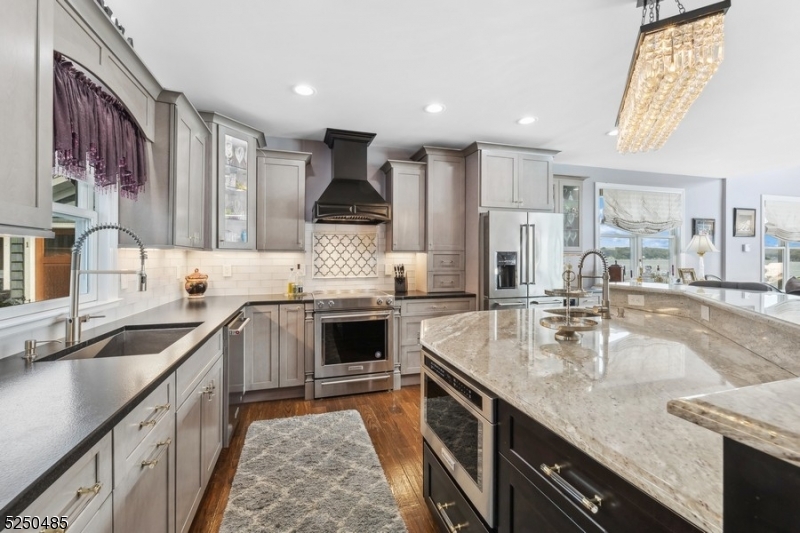 Pickerel Point - Residential