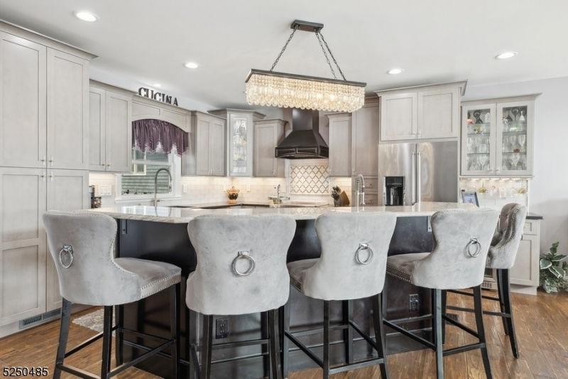 Pickerel Point - Residential