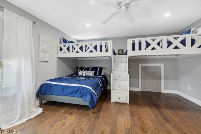 Pickerel Point - Residential