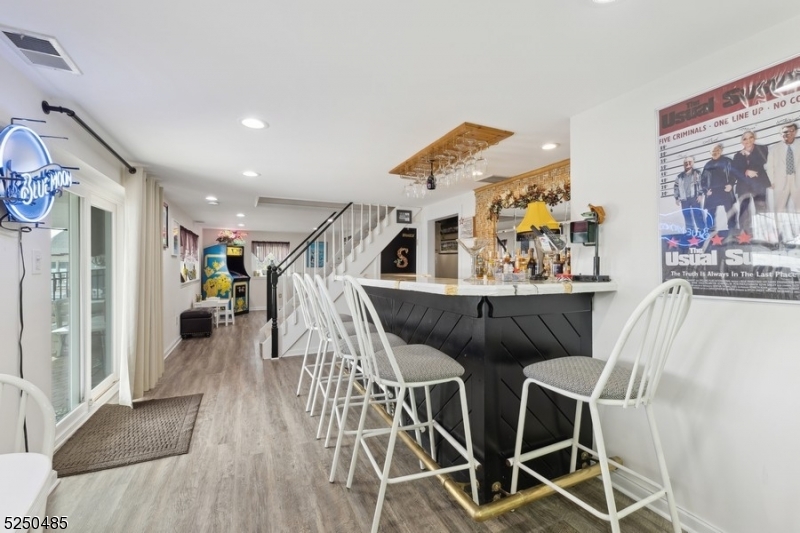 Pickerel Point - Residential