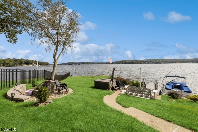 Pickerel Point - Residential