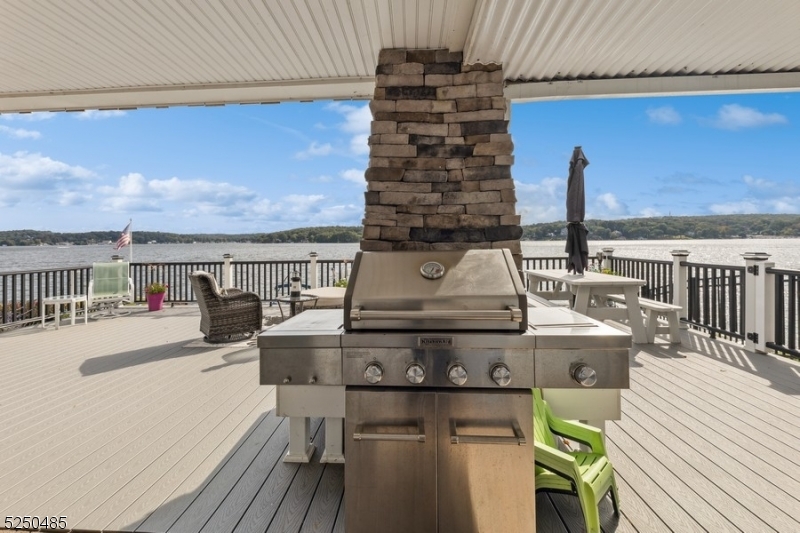 Pickerel Point - Residential