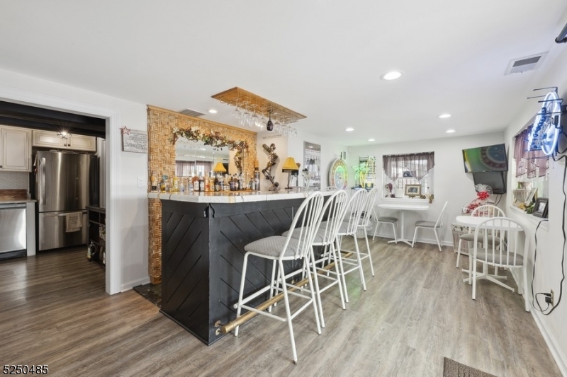 Pickerel Point - Residential