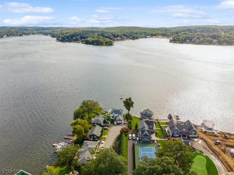 Pickerel Point - Residential