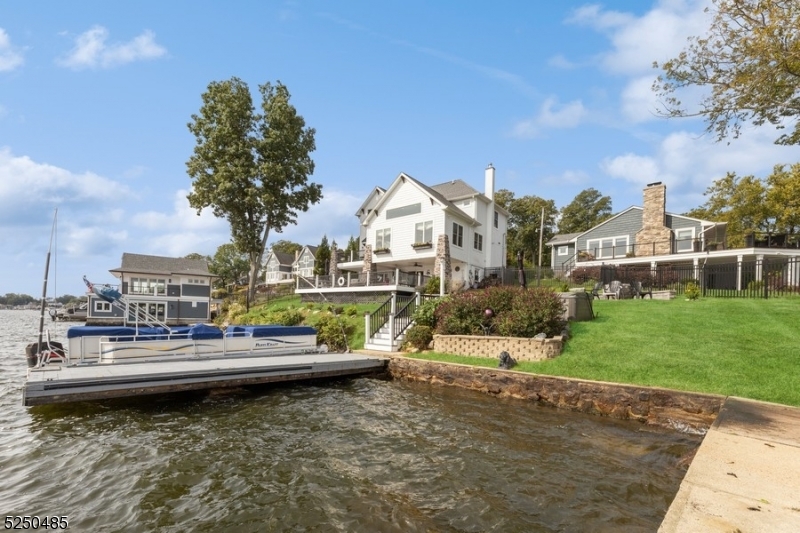 Pickerel Point - Residential