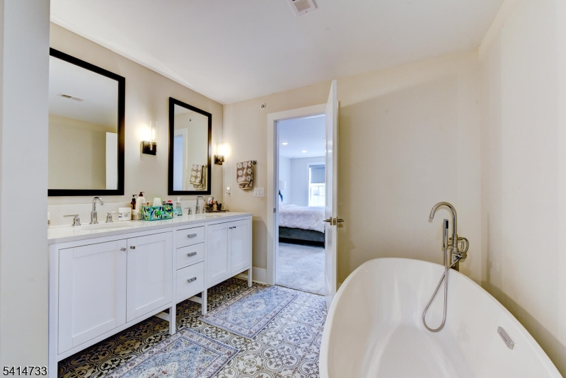 The crossing at Dunellen - Residential