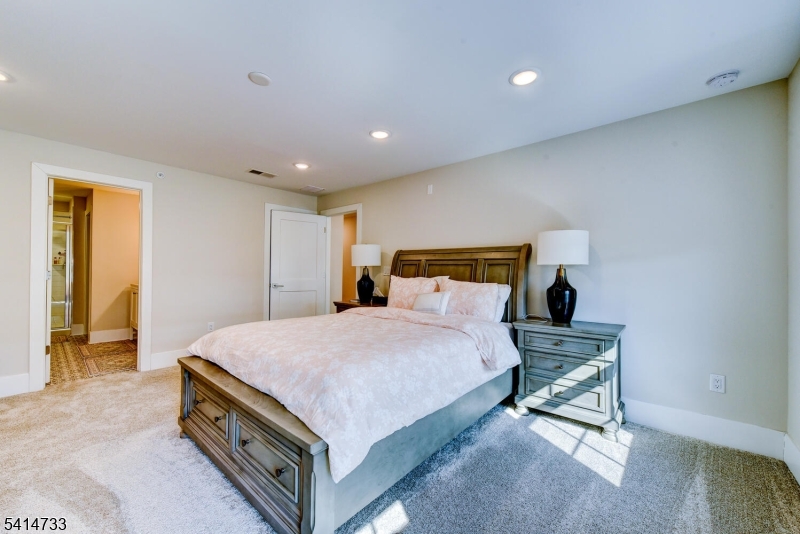 The crossing at Dunellen - Residential