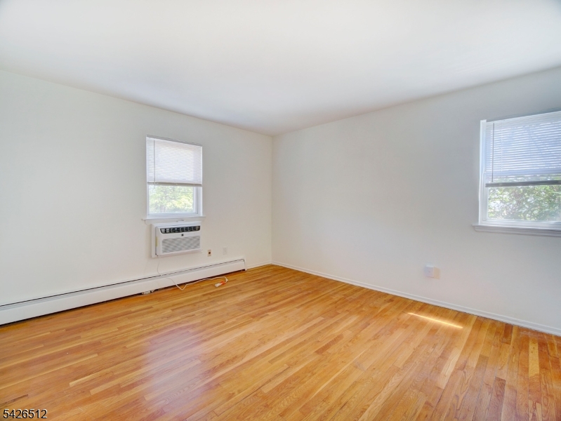 Mountain Club - Residential Lease