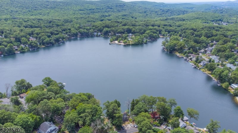 Erskine Lake - Residential